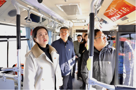坚持党建引领 奋力争先创优丨市领导调研交通产业Ezpay党建、人才工作