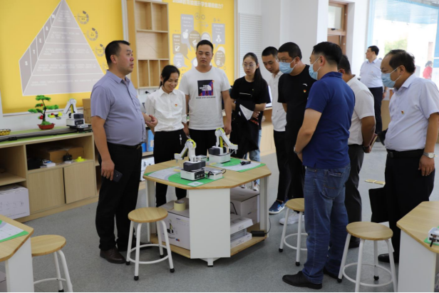 喜迎二十大|校企联建聚合力，携手奋进新征程