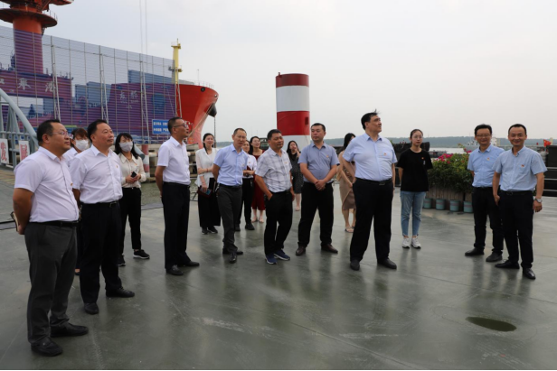 喜迎二十大|校企联建聚合力，携手奋进新征程